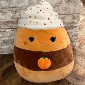Pumpkin spice latte squisamallow